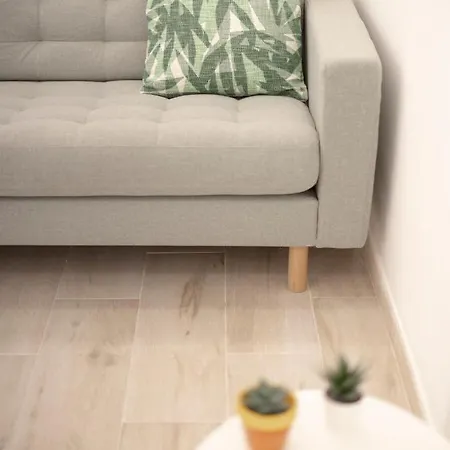Apartamento Estudio Tranquilo A Un Paso De La Vibrante Malaga *
